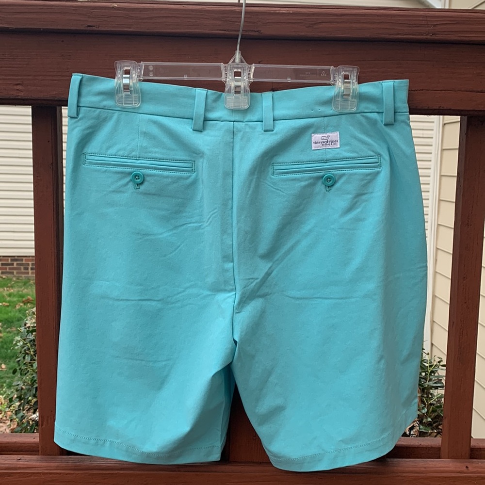 Vineyard Vines Performance Blue/Green  Breaker Shorts, 90%poly/10%spandex, 33